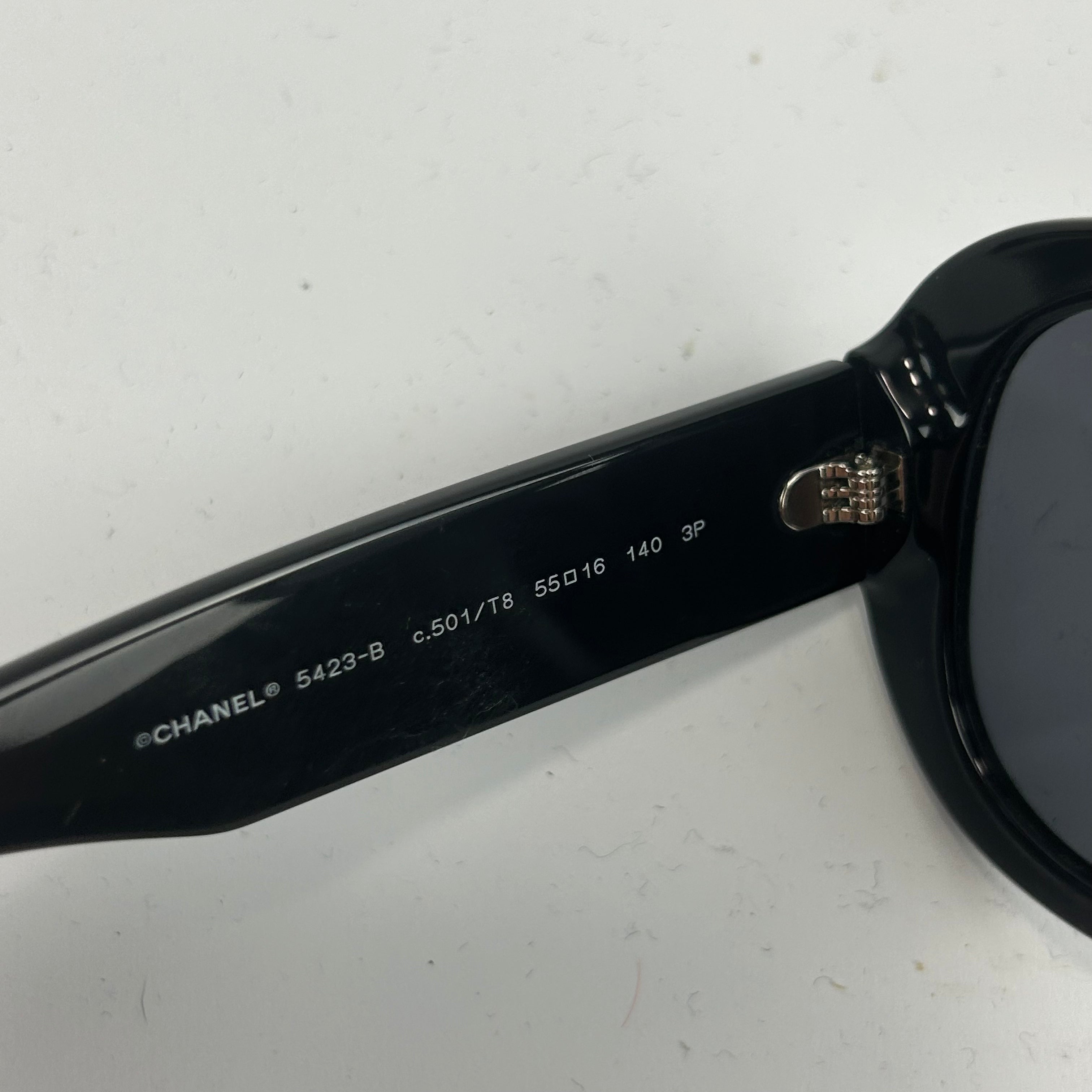 Chanel Black Resin Pilot's Sunglasses 5423-B